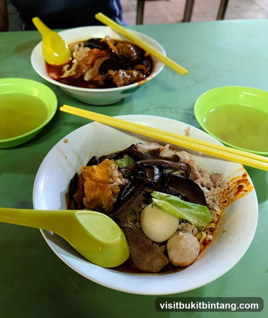 Noodles with Meat and Vegetables