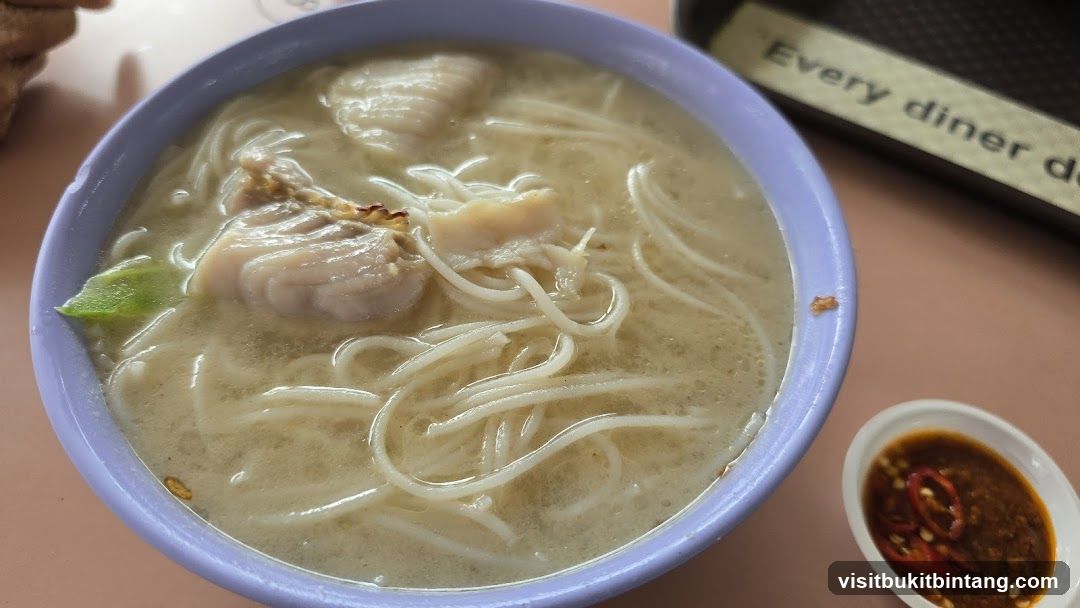 Noodle Soup with Chili Dip