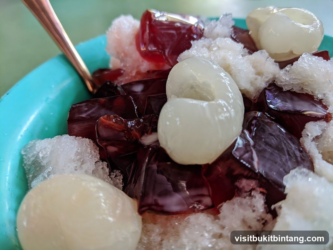 Lychee and Grass Jelly Dessert