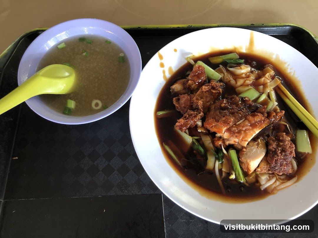 Fried Chicken Noodles with Soup