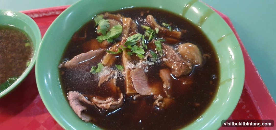 Beef noodle soup
