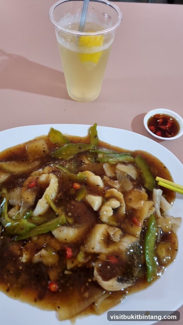 Stir-fried dish with drink