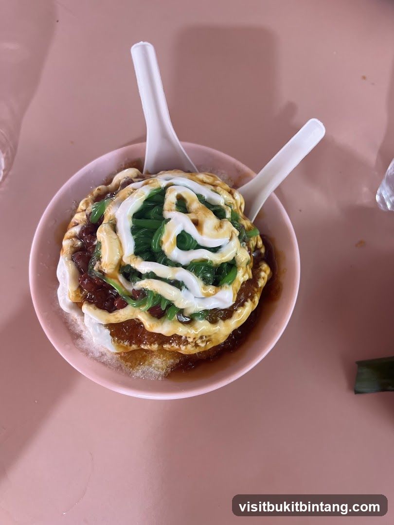 Dessert with shaved ice and toppings
