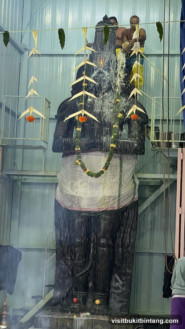 Hajjah Sapiah Muslim Stall