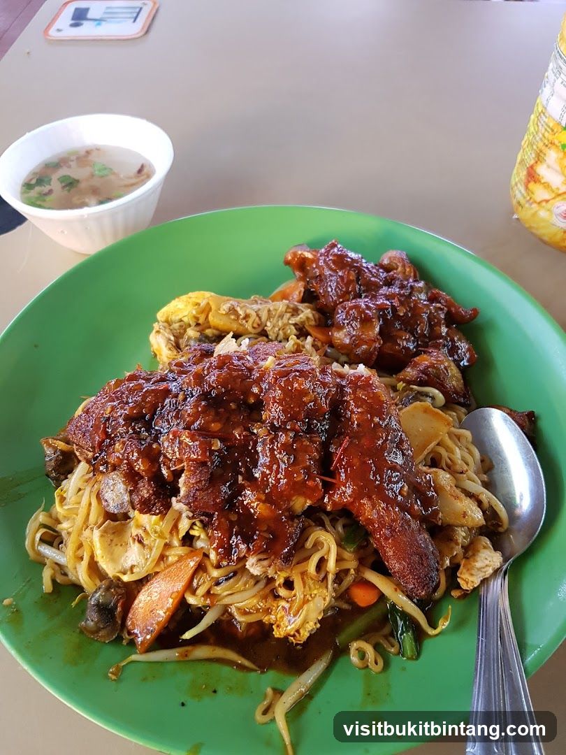 Noodles with Meat and Soup