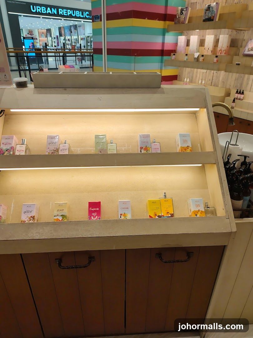 Retail Display Counter