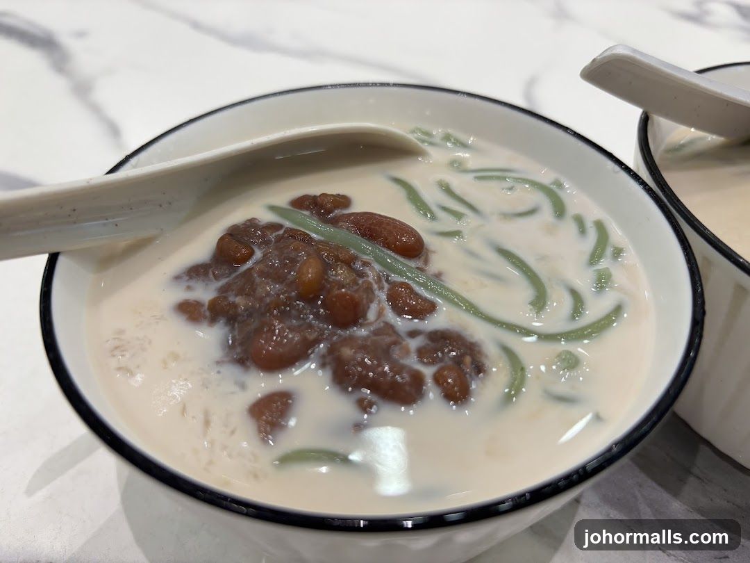 Dessert with Red Beans and Green Jelly
