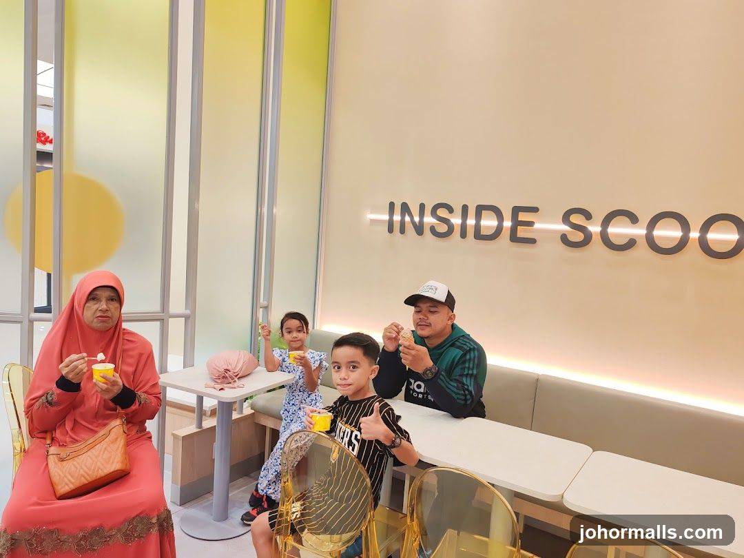 Family enjoying ice cream