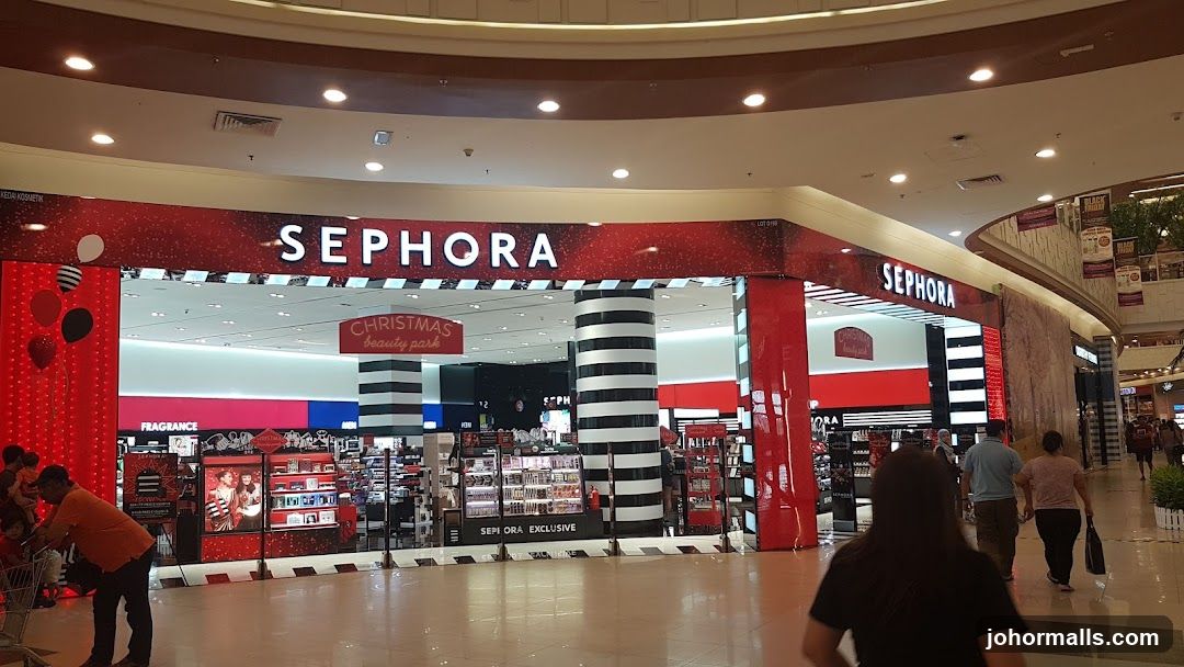 Sephora Storefront