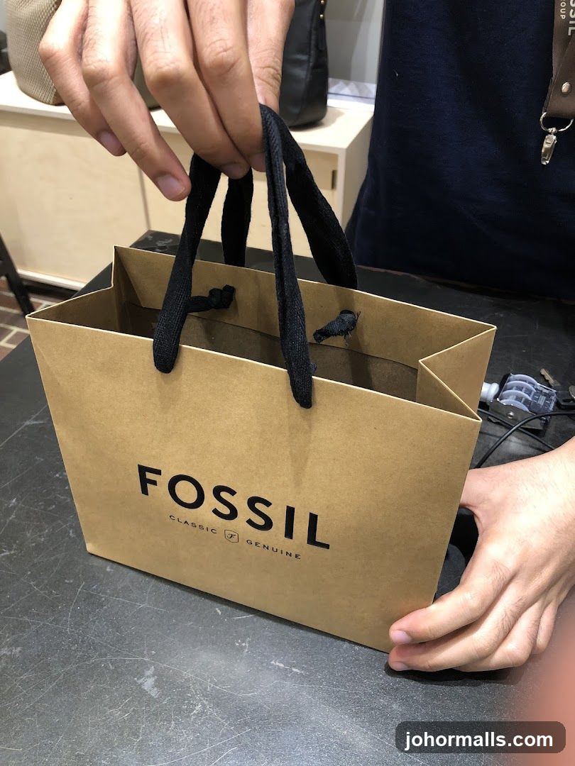 Fossil Shopping Bag