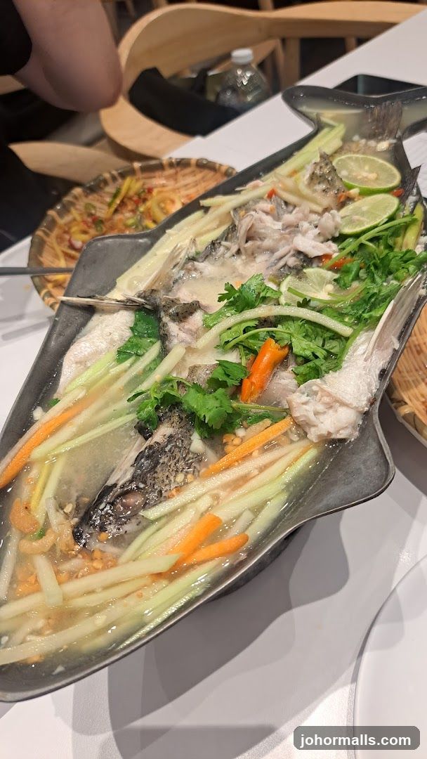Steamed Fish with Vegetables