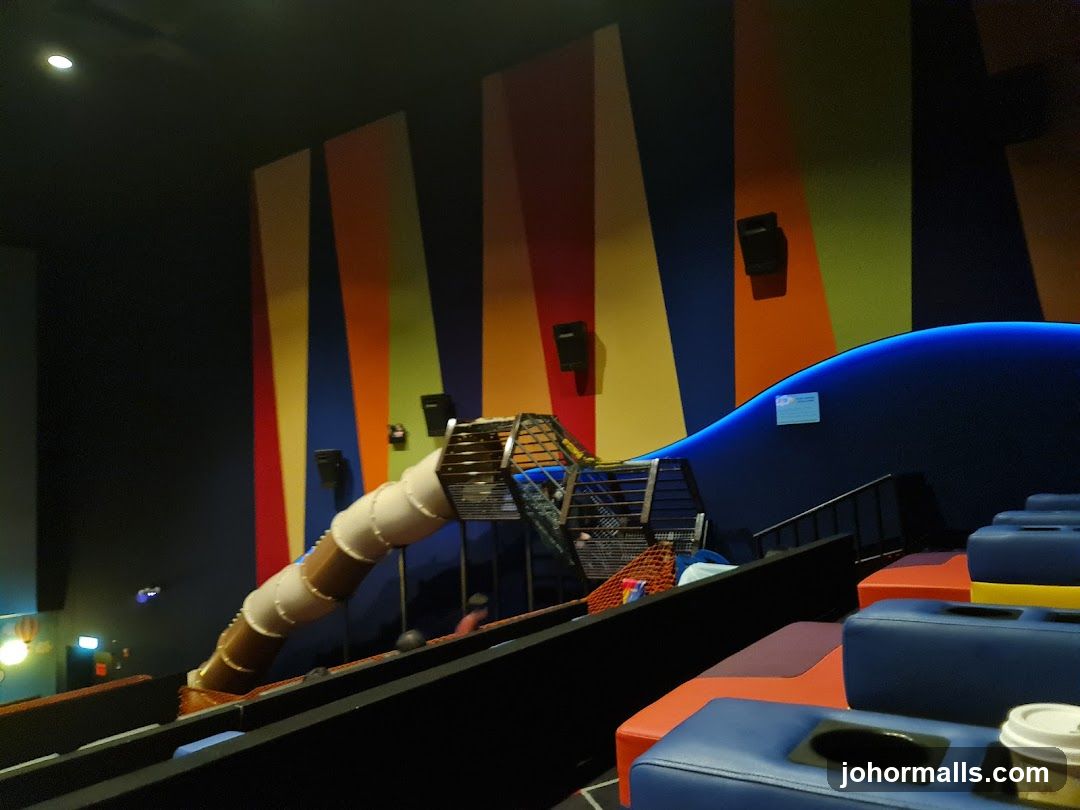 Cinema with Play Area