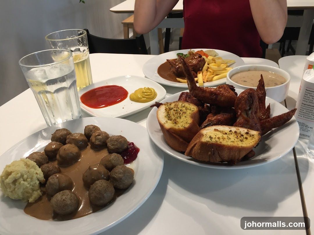 Meal with Meatballs and Chicken Wings
