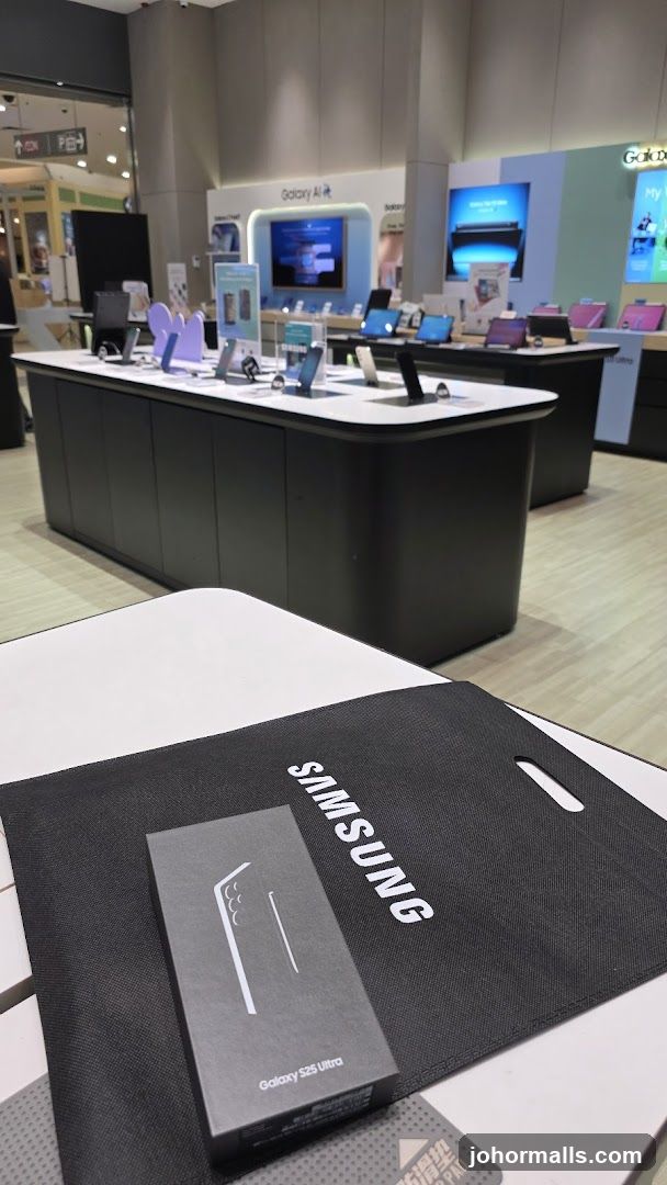 Samsung Store Display