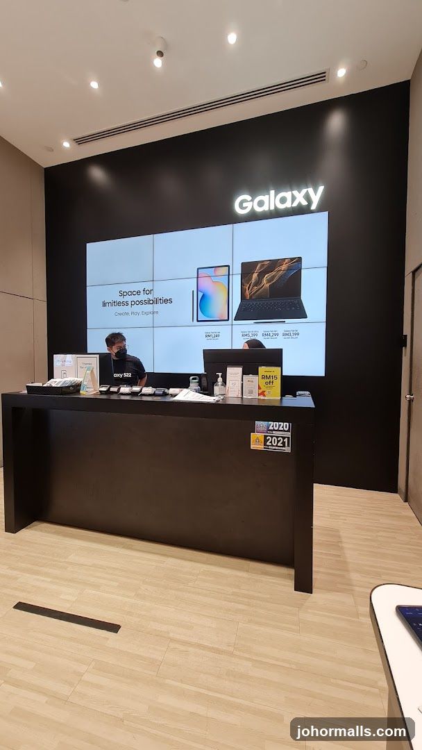 Galaxy Store Counter