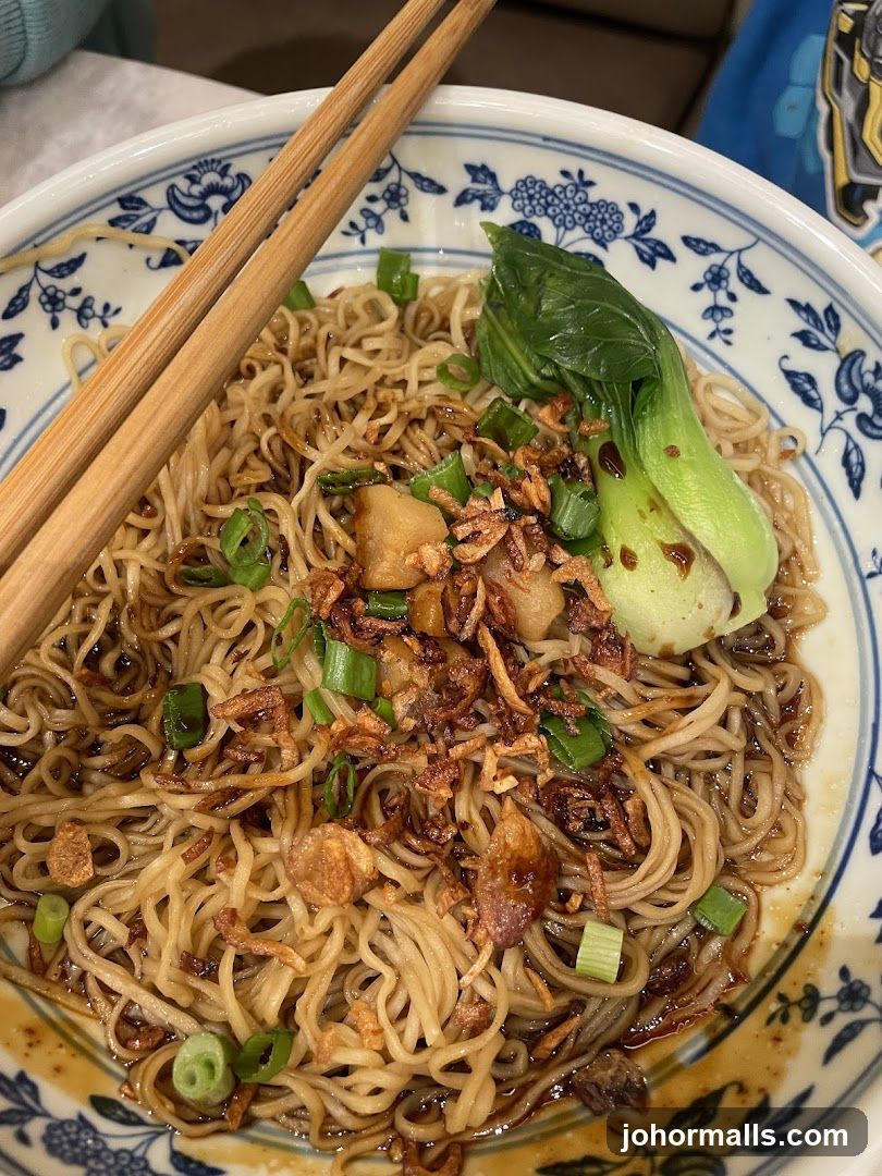 Noodles with Toppings