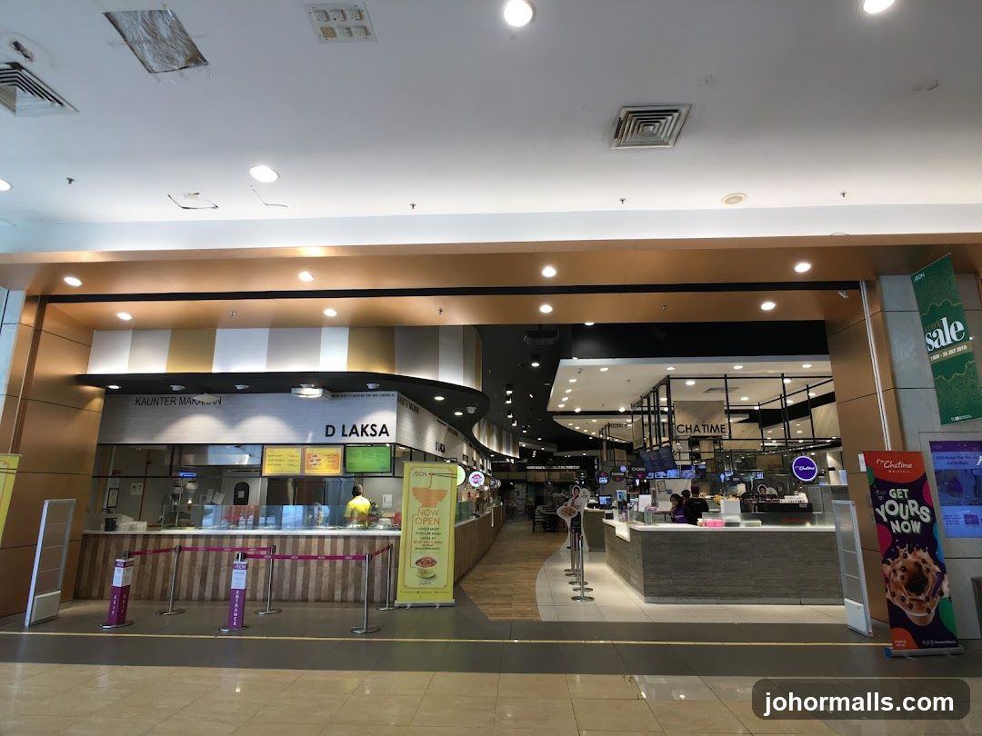 Food court with multiple eateries