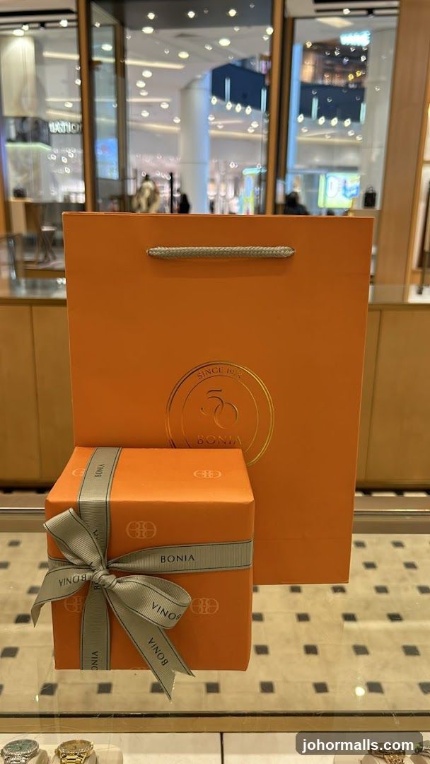 Bonia Gift Box and Shopping Bag