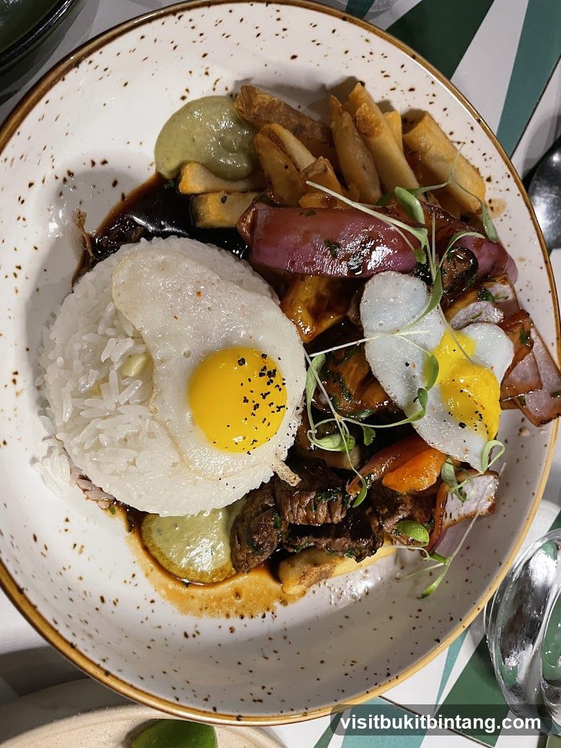 Lomo Saltado