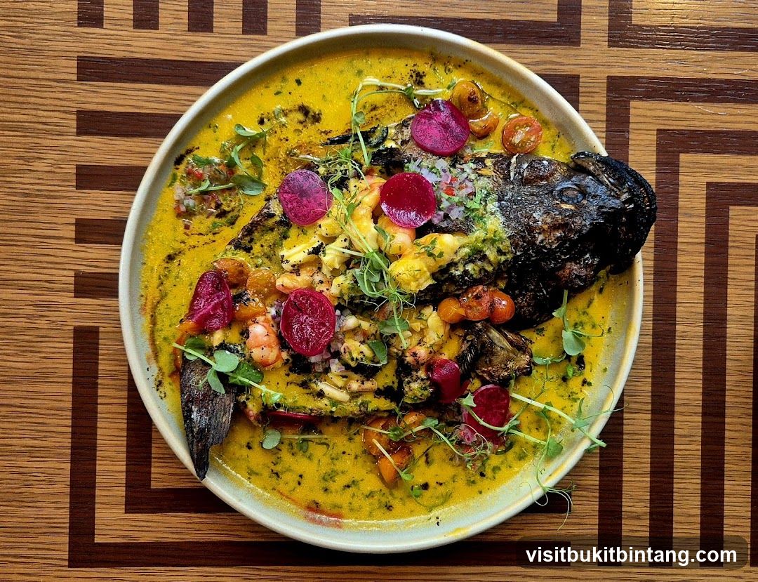 Whole Fish with Shrimp and Radish