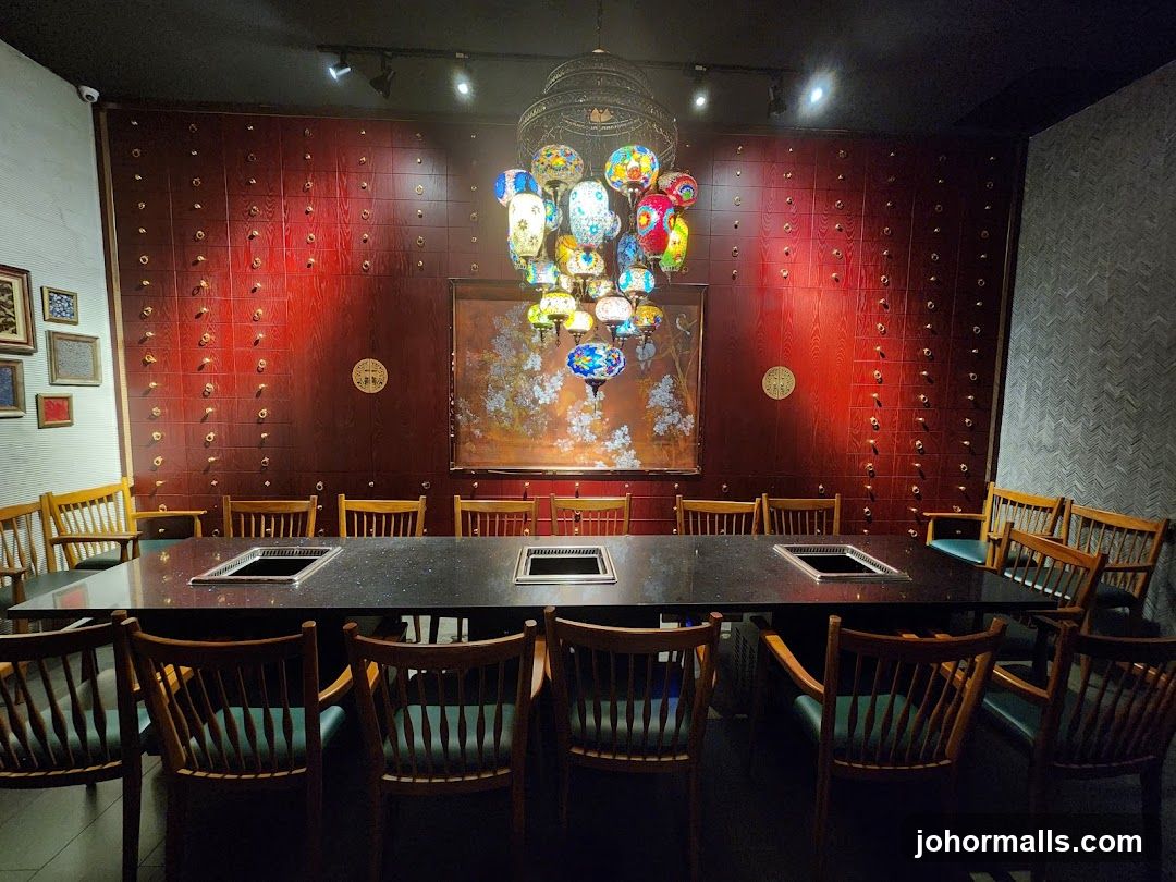 Restaurant Dining Area