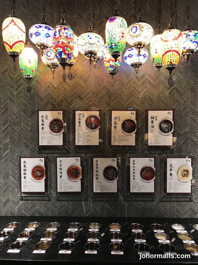 Sauce Bar with Decorative Lamps