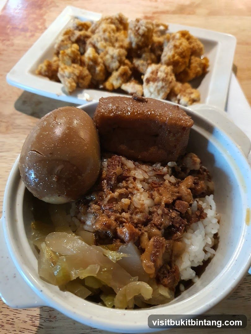 Braised Pork Rice Bowl with Side Dish