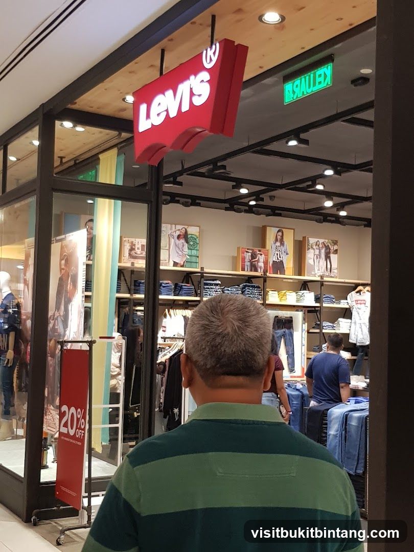 Levi's Clothing Store @ Sunway Pyramid