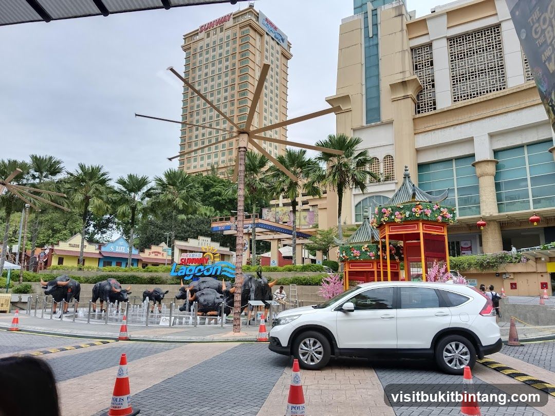 Sunway Lagoon Entrance