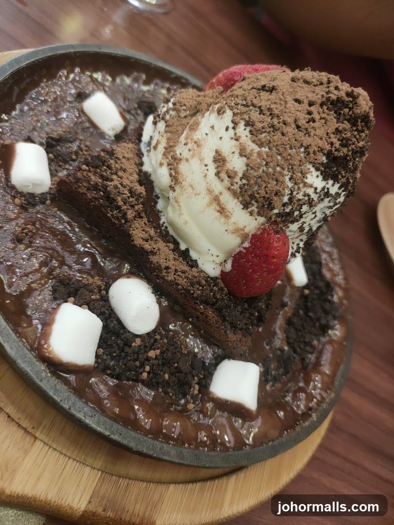 Chocolate Brownie Dessert