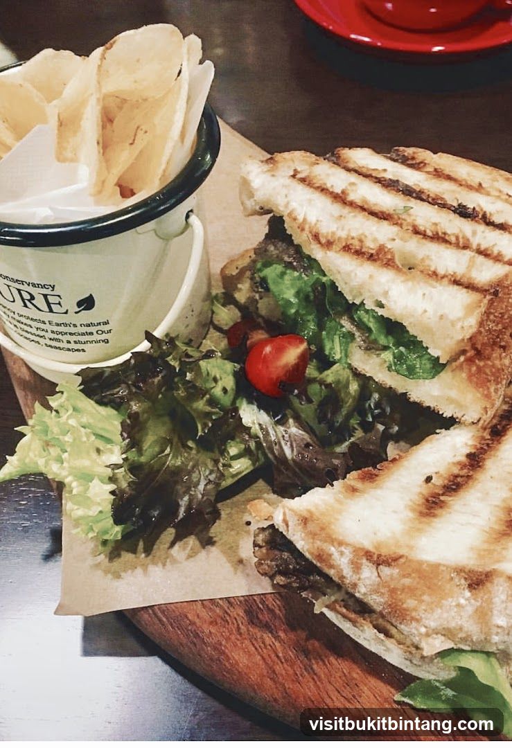 Sandwich with Chips