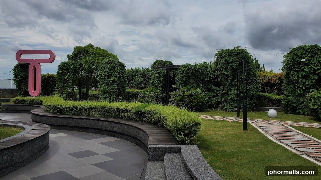 Outdoor Sculpture and Garden