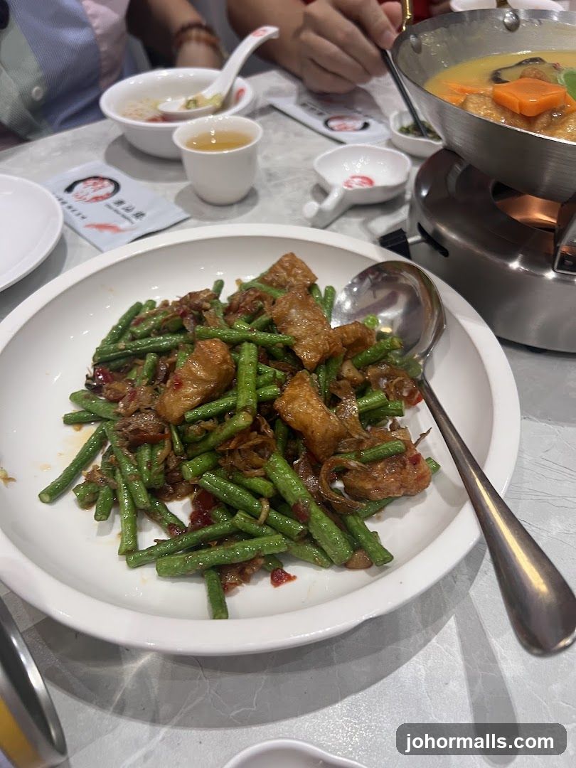 Stir-fried Green Beans with Meat
