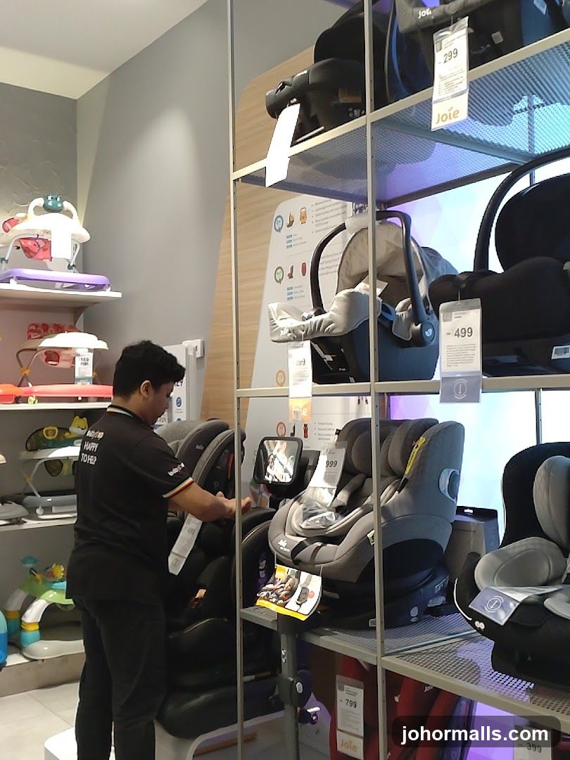 Baby Car Seats Display
