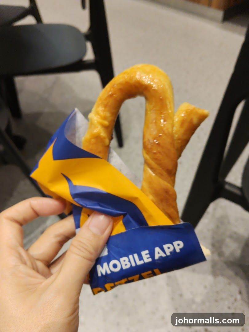 Pretzel in Wrapper