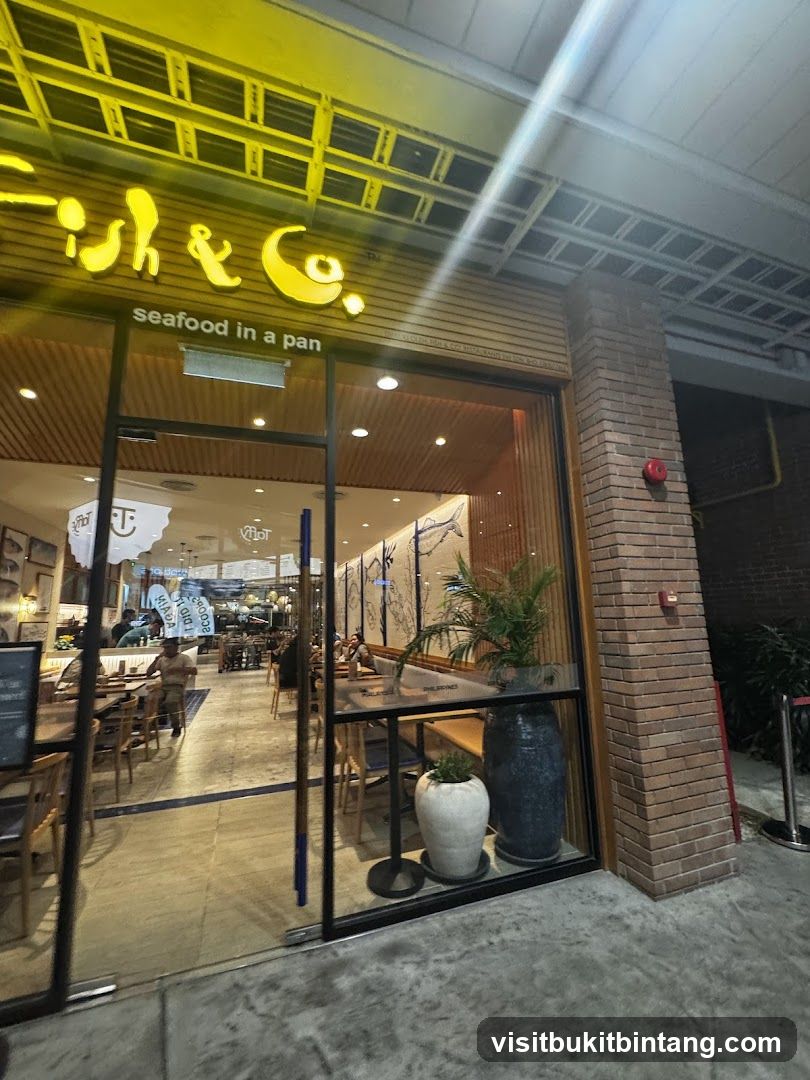Fish & Co. Elmina Lakeside Mall