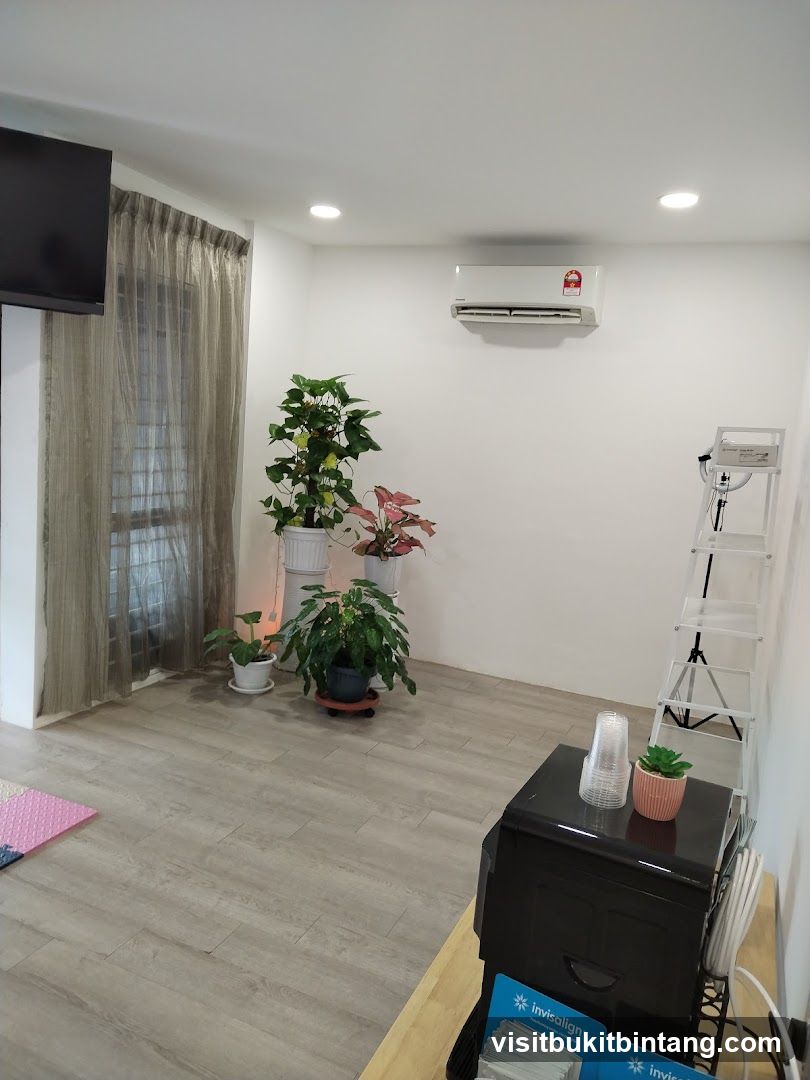 Interior of a room with plants and an air conditioner