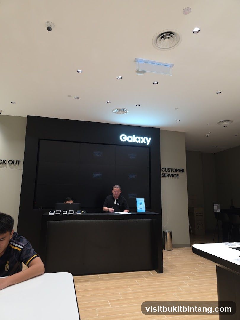 Galaxy Customer Service Desk