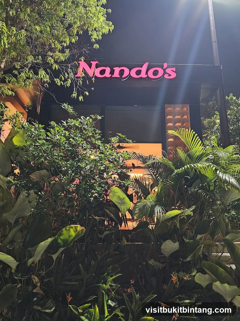 Nando's • Elmina Lakeside Mall