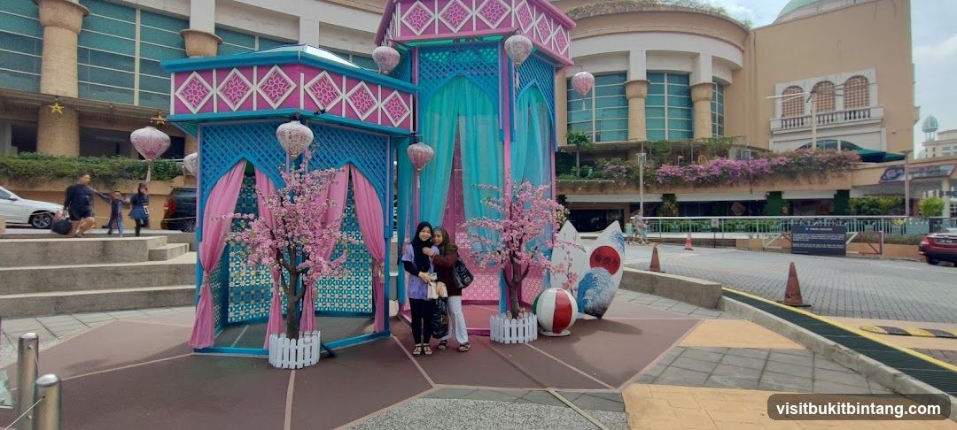Decorative Display with People and Building