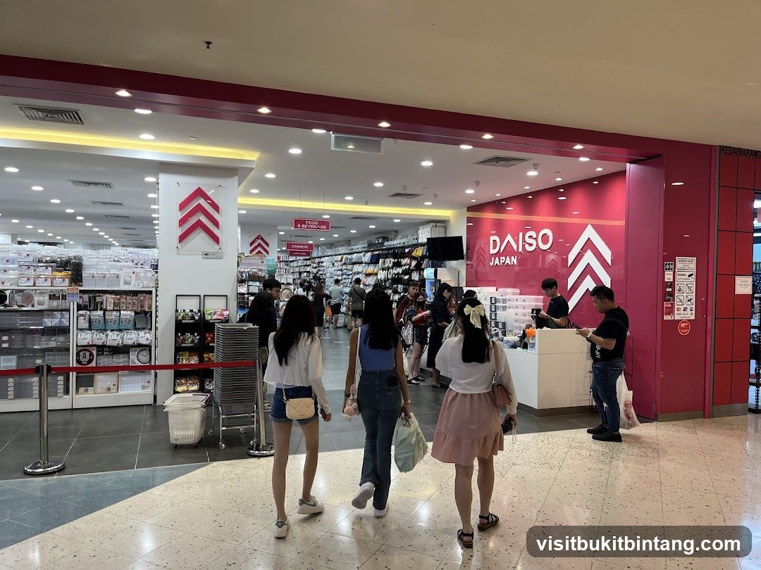 DAISO