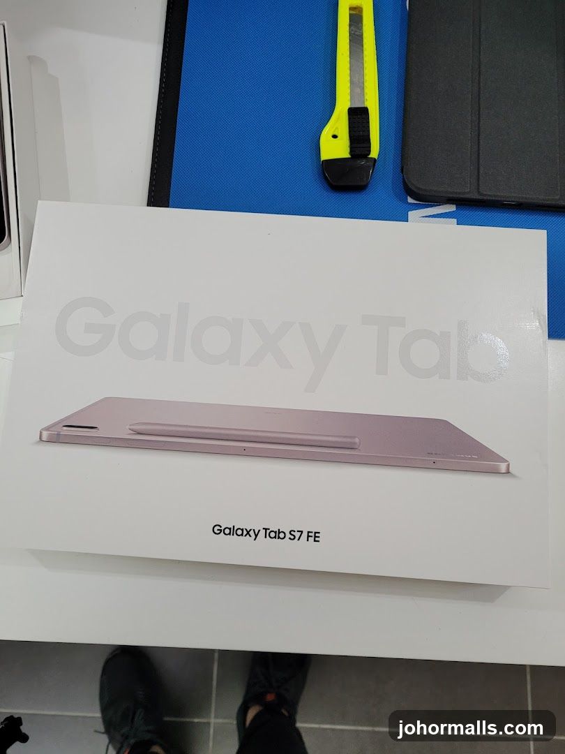 Samsung Galaxy Tab S7 FE Box