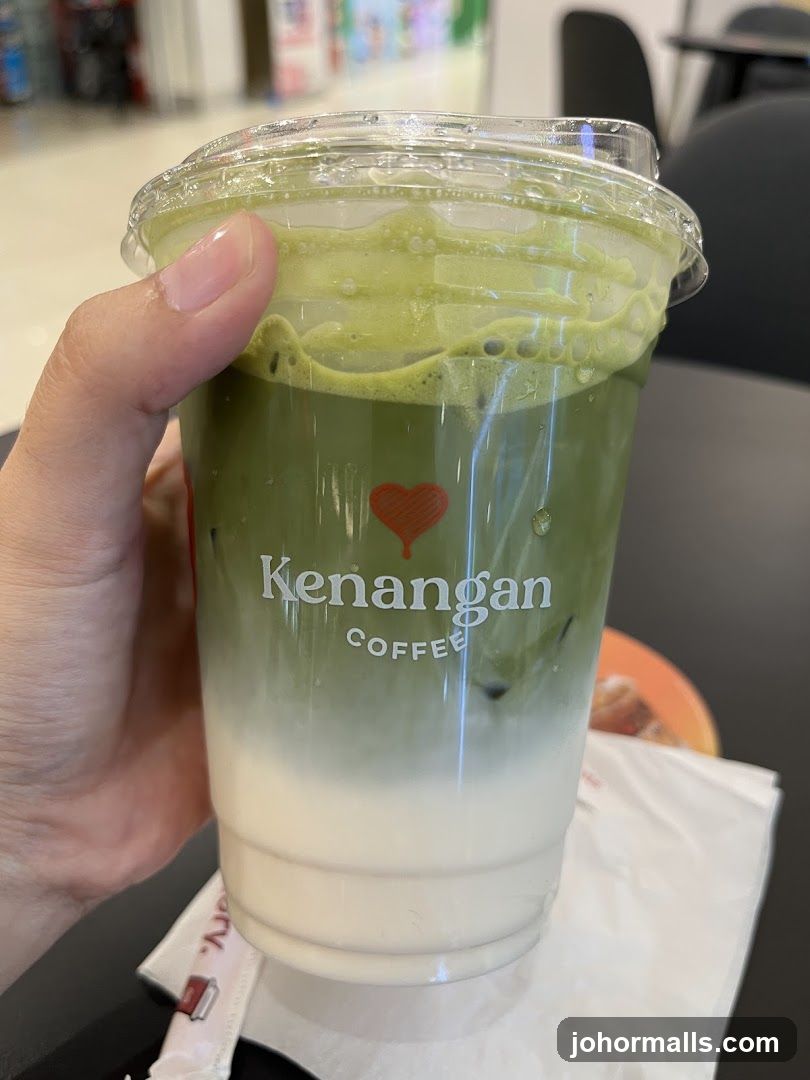 Iced Matcha Latte