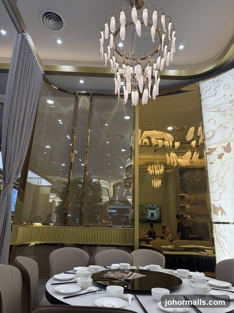 Restaurant Dining Area
