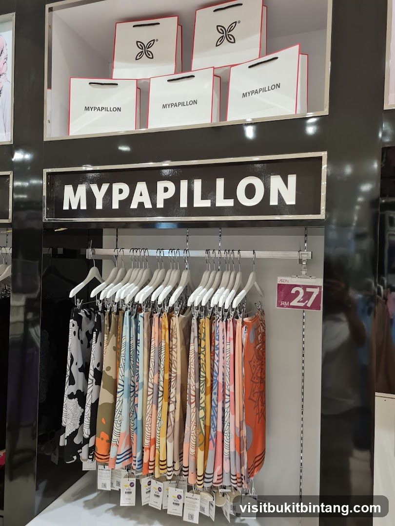 MYPAPILLON Scarves Display