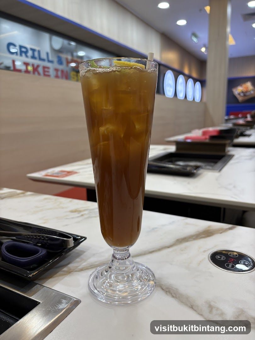 Iced Tea with Lemon and Mint