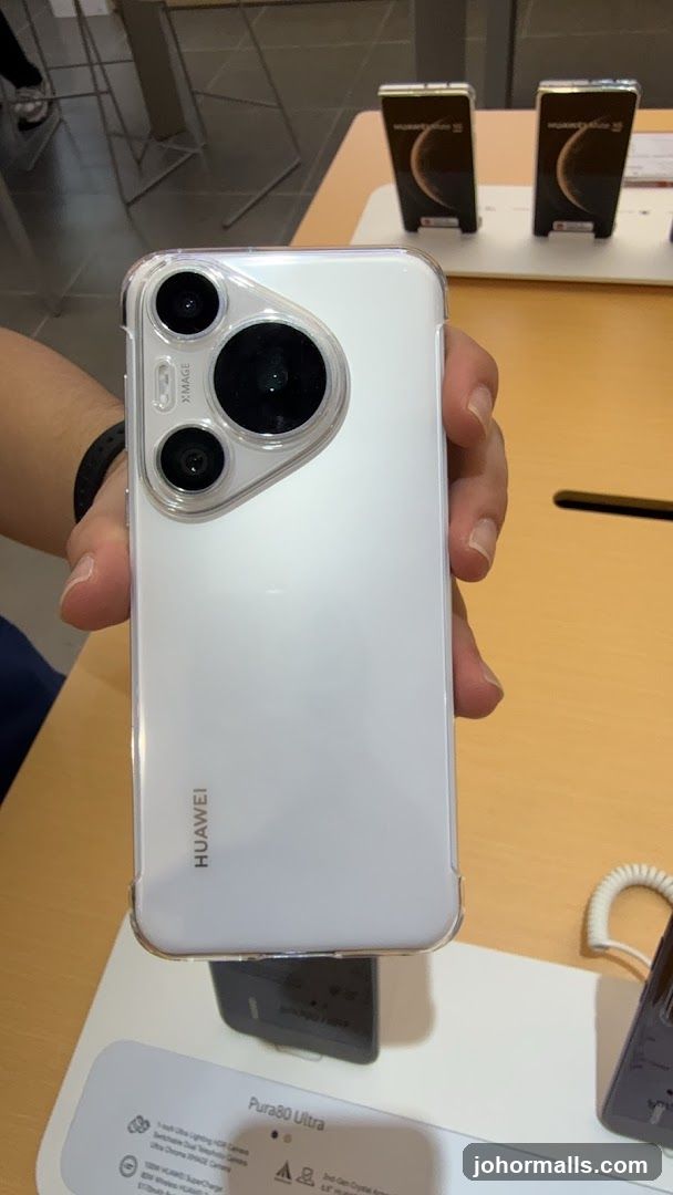 White Huawei Pura 80 Ultra Smartphone