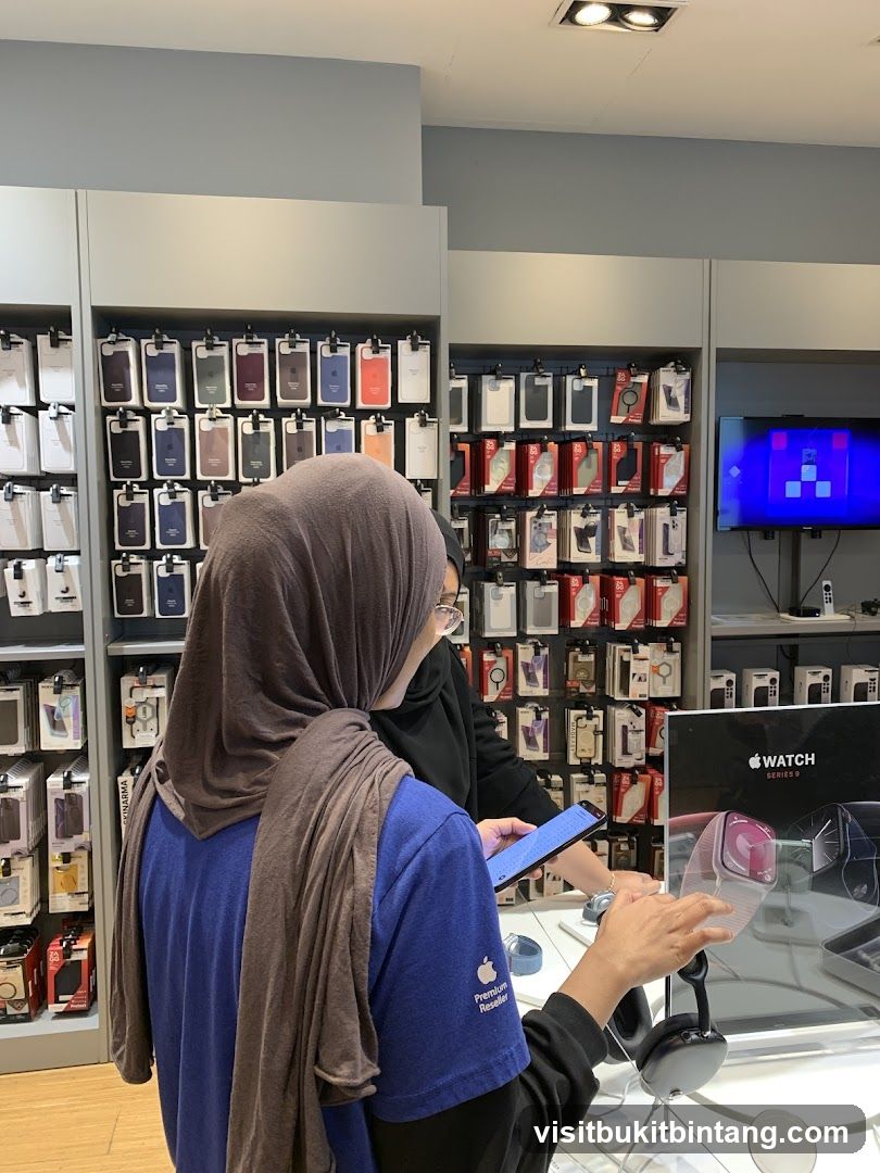 Apple Store Interior