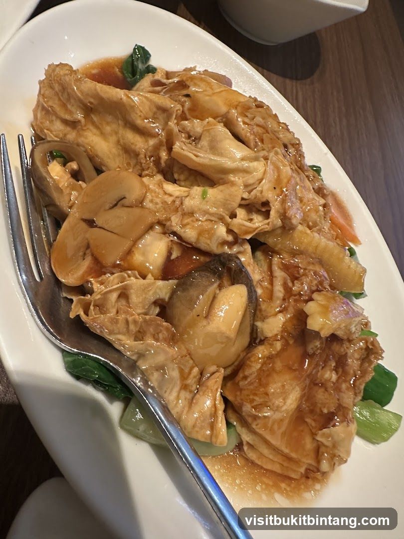Braised Tofu Skin with Mushrooms