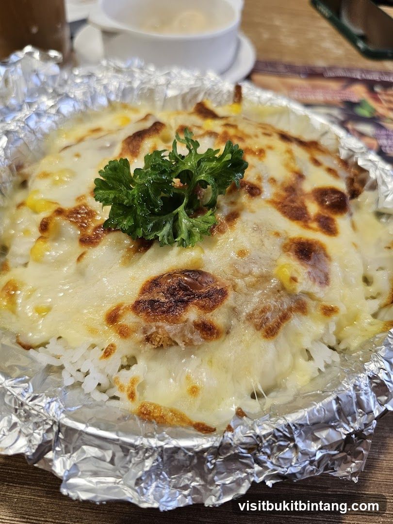 Cheesy Baked Rice